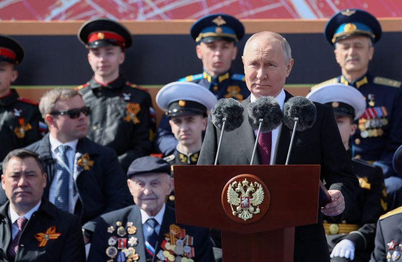 © Reuters. Russian President Vladimir Putin delivers a speech during a military parade on Victory Day, which marks the 78th anniversary of the victory over Nazi Germany in World War Two, in Red Square in central Moscow, Russia May 9, 2023. Sputnik/Gavriil Grigorov/Pool via REUTERS