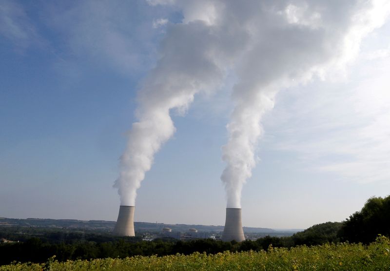 &copy; Reuters. FILE PHOTO: Cooling towers are seen near the Golfech nuclear plant on the border of the Garonne River between Agen and Toulouse, France, August 29, 2019. REUTERS/Regis Duvignau/File Photo