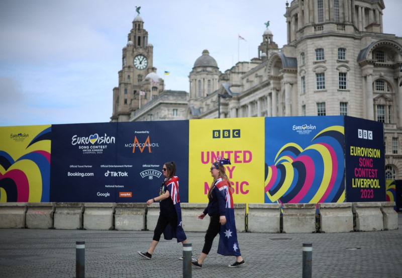 &copy; Reuters. Fãs do Eurovision perto da fanzone da cerimônia em Liverpool
09/05/2023
REUTERS/Phil Noble