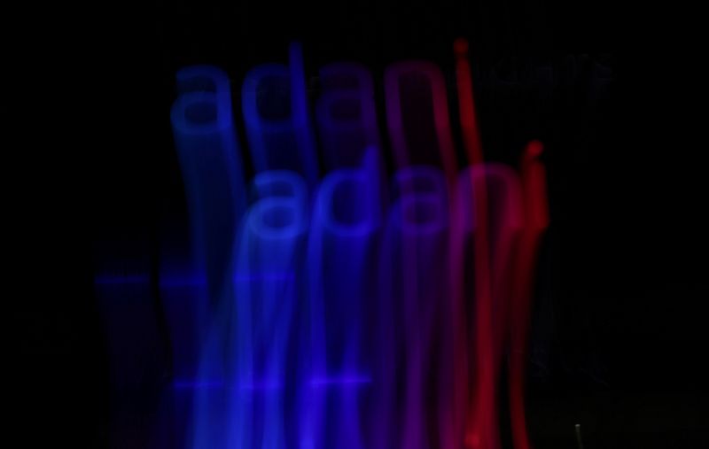 © Reuters. FILE PHOTO: The logo of the Adani Group is seen on a building, in Mumbai, India, January 27, 2023. Picture taken with long exposure. REUTERS/Francis Mascarenhas/File Photo