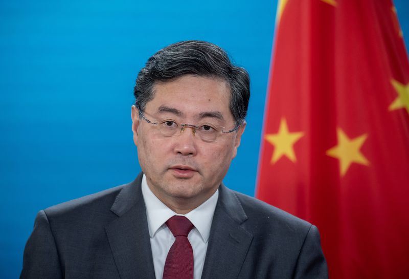 &copy; Reuters. FILE PHOTO: Chinese Foreign Minister Qin Gang takes part in a press conference with his German counterpart Annalena Baerbock (not pictured), after bilateral talks at the Federal Foreign Office in Berlin, Germany May 9, 2023. Michael Kappeler/Pool via REUT