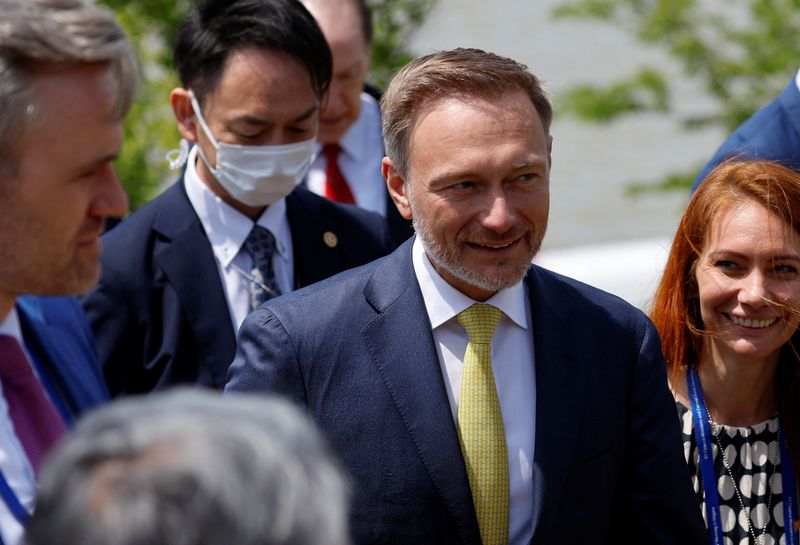 &copy; Reuters. Germany’s Finance Minister Christian Lindner attends a family photo session at the G7 Finance Ministers and Central Bank Governors' meeting in Niigata, Japan, May 12, 2023. REUTERS/Issei Kato