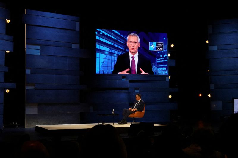 &copy; Reuters. Secretário-geral da Otan, Jens Stoltenberg, fala na Cúpula da Democracia em Copenhague via ligação de vídeo
15/05/2023
REUTERS/Tom Little