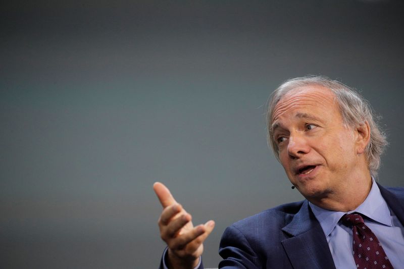 &copy; Reuters. Ray Dalio, Bridgewater's Co-Chairman and Co-Chief Investment Officer speaks during the Skybridge Capital SALT New York 2021 conference in New York City, U.S., September 15, 2021.  REUTERS/Brendan McDermid