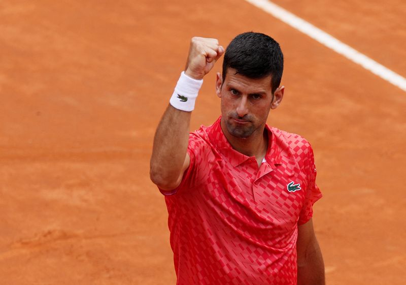 &copy; Reuters. Novak Djokovic durante partida do Aberto da Itália
16/05/2023 REUTERS/Aleksandra Szmigiel