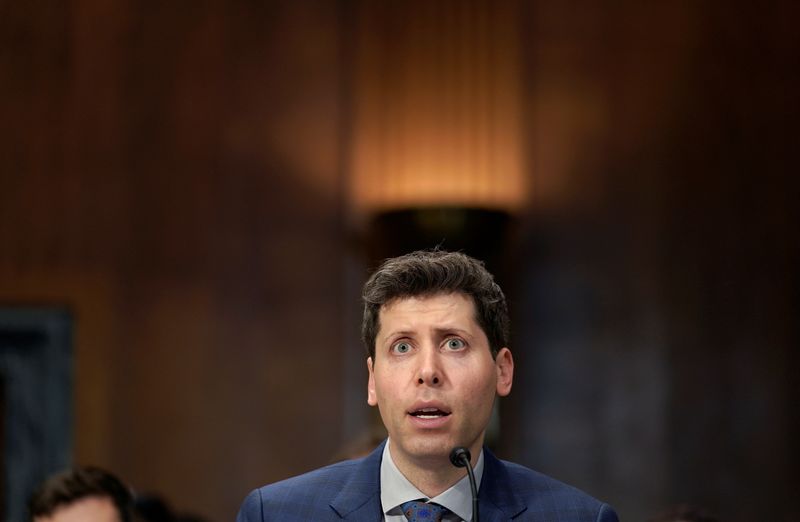 © Reuters. OpenAI CEO Sam Altman testifies before a Senate Judiciary Privacy, Technology & the Law Subcommittee hearing titled 'Oversight of A.I.: Rules for Artificial Intelligence' on Capitol Hill in Washington, U.S., May 16, 2023.  REUTERS/Elizabeth Frantz