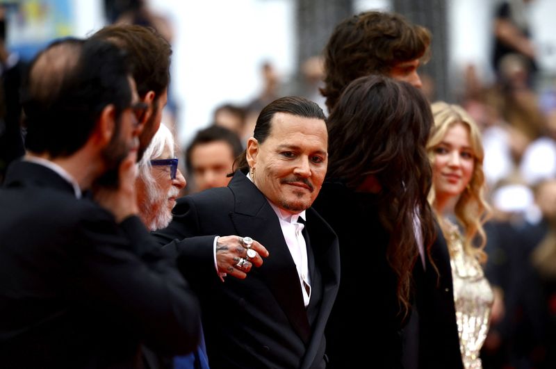 &copy; Reuters. Johnny Depp pouco antes da estreia do filme "Jeanne du Barry" que abre o Festival de Cinema de Cannes, na França
16/5/2023 REUTERS/Sarah Meyssonnier