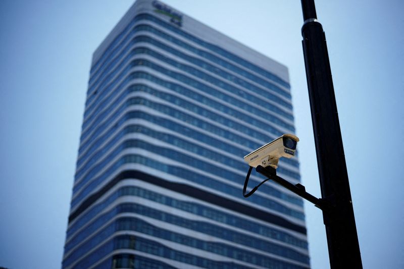 &copy; Reuters. FILE PHOTO: A surveillance camera is seen in front of an office building, where the office of Capvision is located, in Shanghai, China, May 9, 2023. REUTERS/Aly Song/File Photo