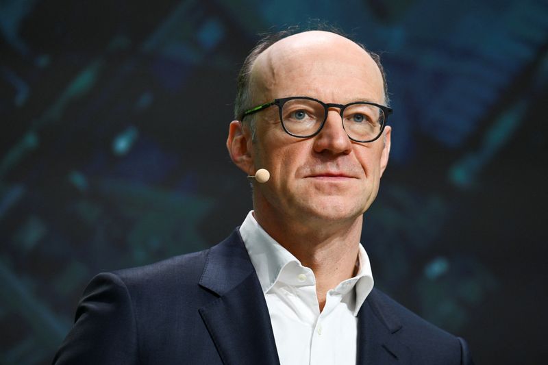 &copy; Reuters. FILE PHOTO: Dr. Arno Antlitz, Member of the Board of Management of Volkswagen AG in Finance and Operations, addresses the media during the annual news conference of the Volkswagen Group at DRIVE.Volkswagen Group Forum, in Berlin, Germany March 14, 2023. R