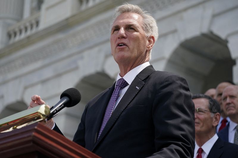 &copy; Reuters. FILE PHOTO: U.S. Speaker of the House Kevin McCarthy (R-CA) speaks to reporters as he stands with Congressional Republicans from both the U.S. House and Senate during an event addressing debt ceiling negotiations with President Joe Biden outside the U.S. 