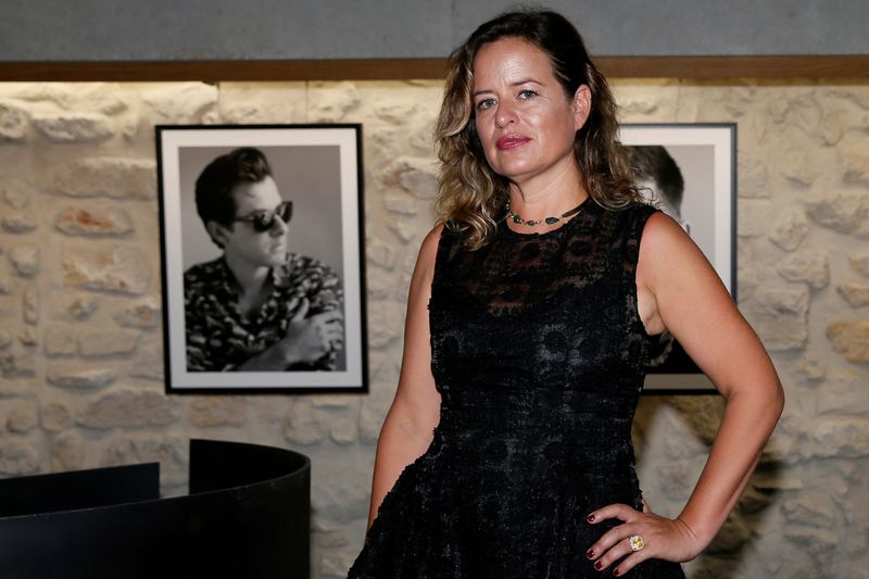 &copy; Reuters. Jade Jagger durante inauguração de sua exibição "Don't take it personally" em galeria de Paris, na França
6/7/2017 REUTERS/Gonzalo Fuentes/Arquivo