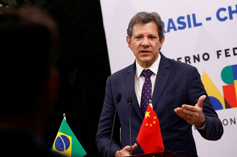 &copy; Reuters. FILE PHOTO: Brazil's Finance Minister Fernando Haddad speaks during a news conference, at the Brazilian Embassy in Beijing, China April 14, 2023. REUTERS/Tingshu Wang/Pool/File Photo