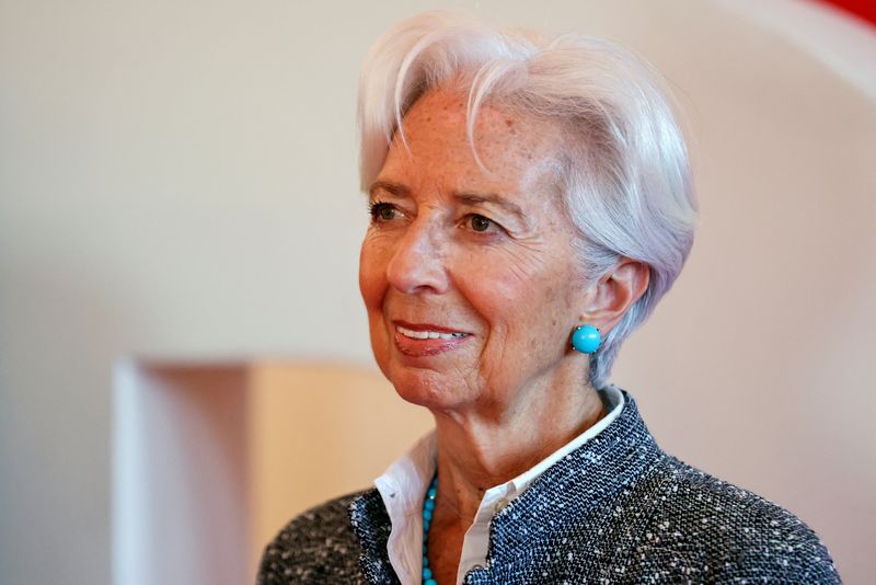 © Reuters. European Central Bank (ECB) President Christine Lagarde looks on, as attends an event where former German Chancellor Angela Merkel (not pictured) receives North Rhine-Westphalia's 'State Prize', in Cologne, Germany, May 16, 2023. REUTERS/Thilo Schmuelgen