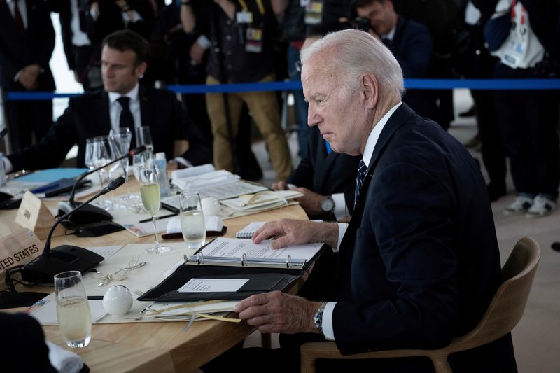 &copy; Reuters. US President Joe Biden attends a meeting during the G7 Leaders' Summit in Hiroshima on May 19, 2023.     BRENDAN SMIALOWSKI/Pool via REUTERS