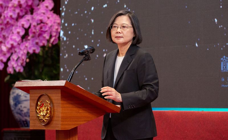 © Reuters. Taiwan President Tsai Ing-wen delivers a speech on the day of her seventh year anniversary since she held office in Taipei, Taiwan May 20, 2023.  Taiwan Presidential Office/Handout via REUTERS