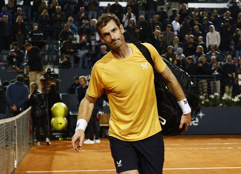 Tennis-Murray pulls out of French Open - reports