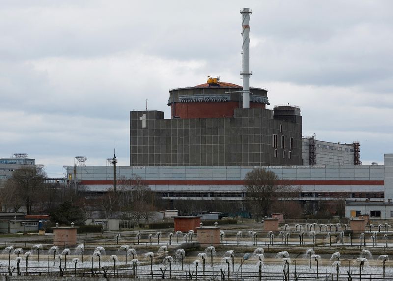 &copy; Reuters. FILE PHOTO: A view shows the Zaporizhzhia Nuclear Power Plant in the course of Russia-Ukraine conflict outside Enerhodar in the Zaporizhzhia region, Russian-controlled Ukraine, March 29, 2023. REUTERS/Alexander Ermochenko/File Photo