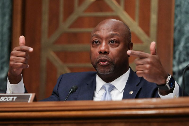 &copy; Reuters. FILE PHOTO: U.S. Senator Tim Scott (R-SC) speaks during a Senate Banking, Housing and Urban Affairs Committee hearing on Capitol Hill in Washington, U.S., April 18, 2023. REUTERS/Amanda Andrade-Rhoades