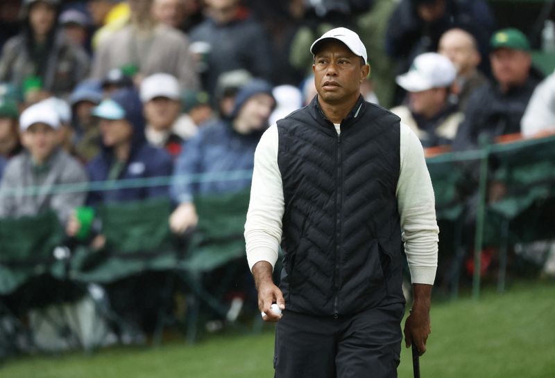 &copy; Reuters. FILE PHOTO: Golf - The Masters - Augusta National Golf Club - Augusta, Georgia, U.S. - April 8, 2023 Tiger Woods of the U.S. on the 16th green during the second round REUTERS/Jonathan Ernst