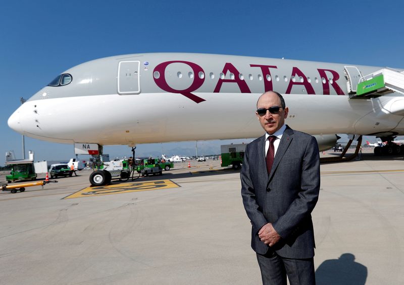 © Reuters. الرئيس التنفيذي للخطوط الجوية القطرية أكبر الباكر في صورة من أرشيف رويترز.