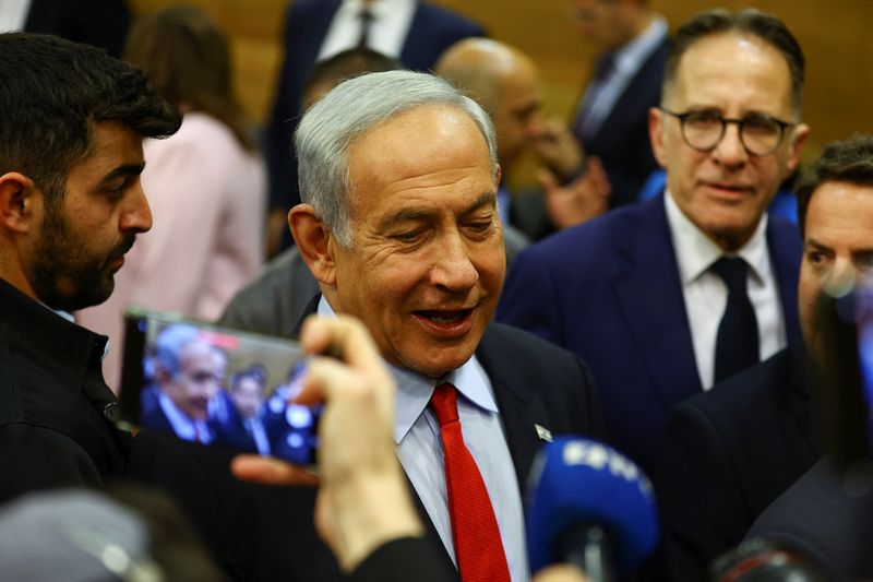 &copy; Reuters. رئيس الوزراء الإسرائيلي بنامين نتنياهو يتحدث في الكنسيت بالقدس يوم الثلاثاء. تصوير: رونن زفولون - رويترز.