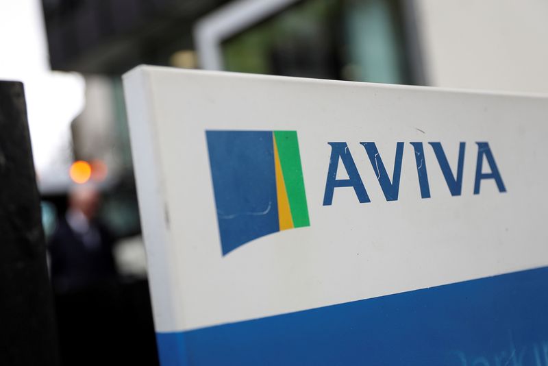 &copy; Reuters. Photo d'archives: Le logo d'Aviva à l'extérieur du siège social de la société dans la ville de Londres, en Grande-Bretagne. /Photo prise le 7 mars 2019/REUTERS/Simon Dawson 