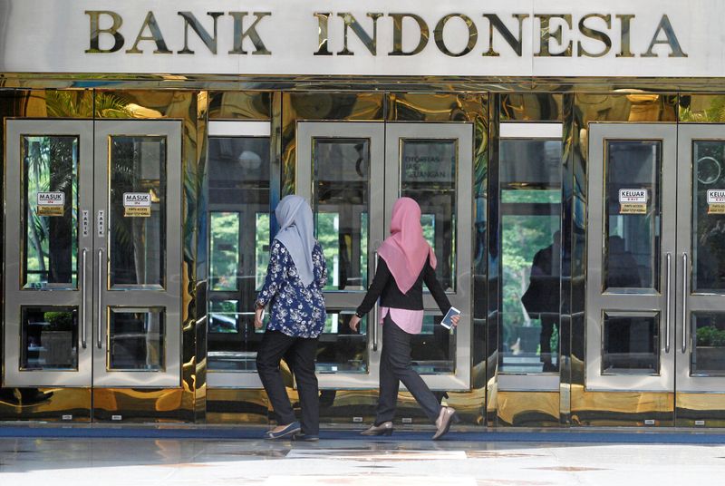 &copy; Reuters. 　５月２５日、インドネシア中央銀行は主要政策金利を４会合連続で据え置いた。写真は２０１６年７月、ジャカルタで撮影（２０２３年　ロイター/Iqro Rinaldi）