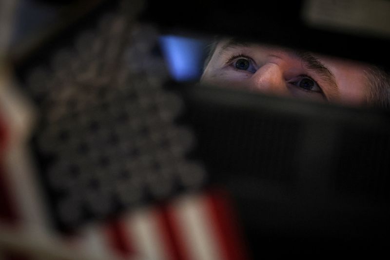 &copy; Reuters. A trader work on the floor of the New York Stock Exchange (NYSE) in New York City, U.S., May 24, 2023.  REUTERS/Brendan McDermid