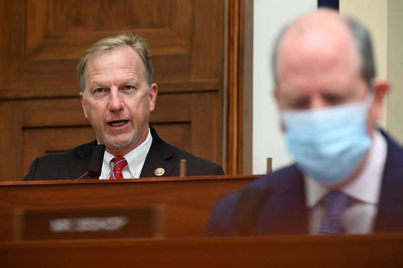 &copy; Reuters. Representative Kevin Hern, a Republican from Oklahoma, speaks during a House Small Business Committee hearing in Washington, DC, U.S., July 17, 2020. The committee hearing is looking into the Small Business Administration and Treasury pandemic programs. E