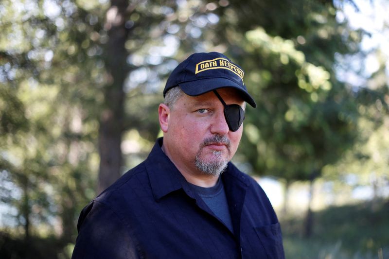 &copy; Reuters. FILE PHOTO: Oath Keepers militia founder Stewart Rhodes poses during an interview session in Eureka, Montana, U.S. June 20, 2016. REUTERS/Jim Urquhart/File Photo