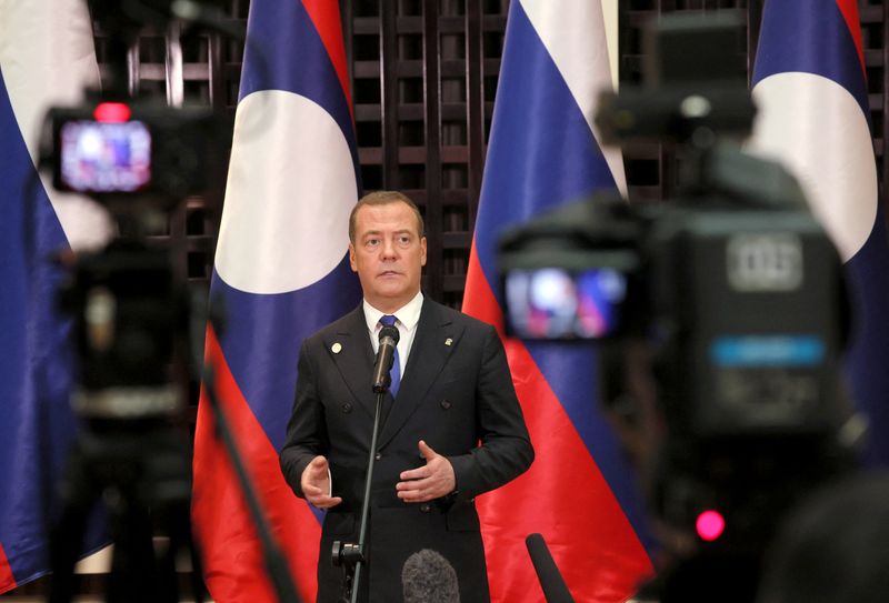 &copy; Reuters. Vice-presidente do Conselho de Segurança da Rússia, Dmitry Medvedev, durante visita ao Laos
23/05/2023 Sputnik/Yekaterina Shtukina/Pool via REUTERS