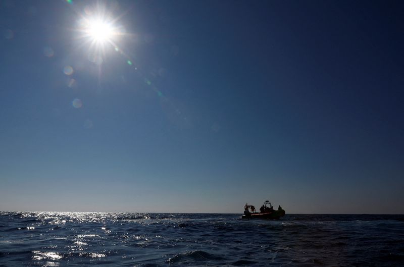 Un navire transportant 500 migrants a disparu en mer Méditerranée, selon des associations