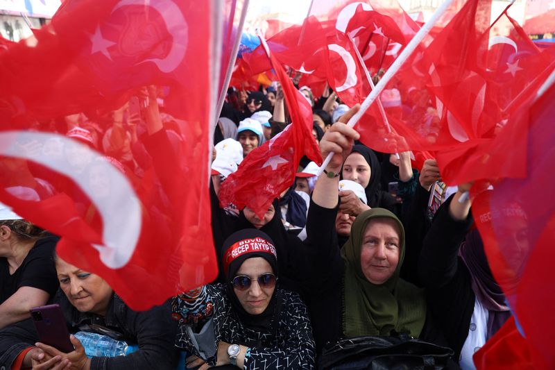 &copy; Reuters. Apoiadores de Erdogan em Istanbul
26/05/2023
REUTERS/Hannah McKay