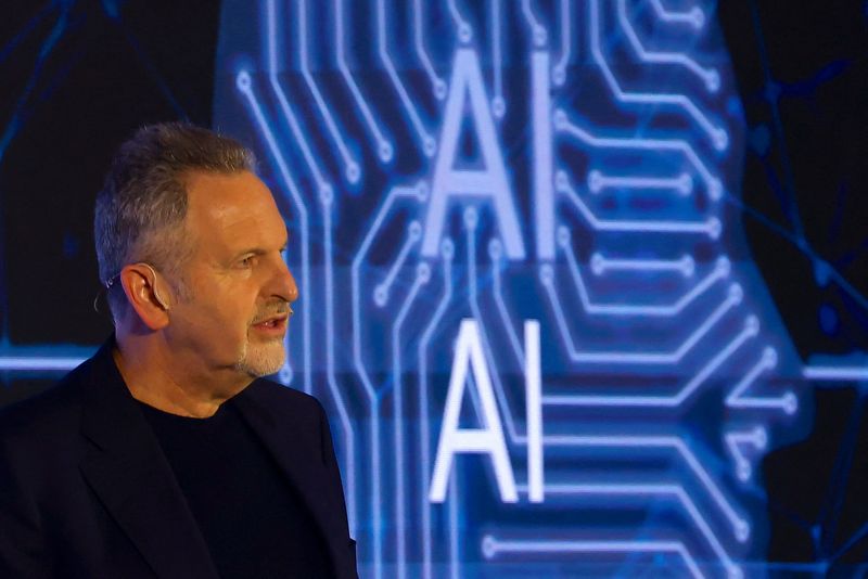 &copy; Reuters. Rene Haas, directeur général d'Arm, s'exprime lors du forum COMPUTEX à Taipei, Taïwan. /Photo prise le le 29 mai 2023/REUTERS/Ann Wang