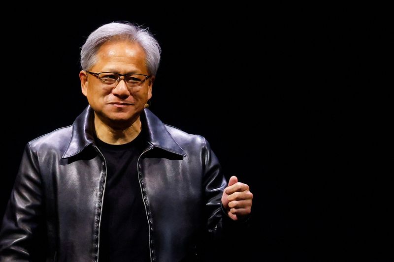 © Reuters. Nvidia Corp CEO Jensen Huang speaks at the COMPUTEX forum in Taipei, Taiwan May 29, 2023. REUTERS/Ann Wang