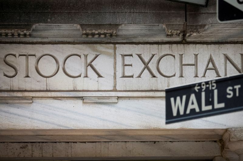 &copy; Reuters. FILE PHOTO: The Wall Street entrance to the New York Stock Exchange (NYSE) is seen in New York City, U.S., November 15, 2022. REUTERS/Brendan McDermid/