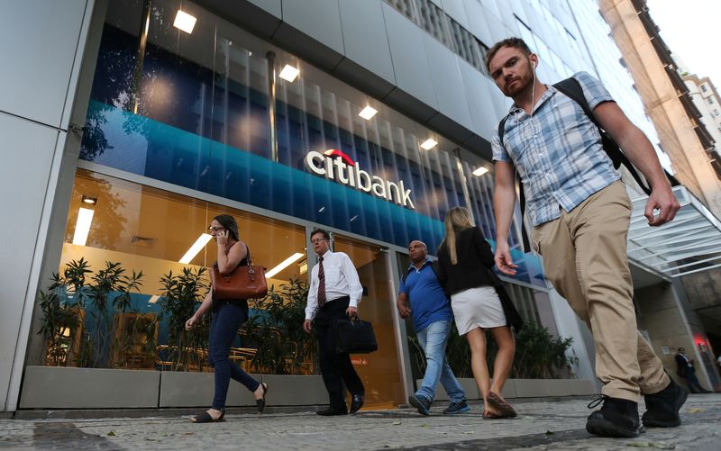 El crédito bancario brasileño baja un 0,1% en abril