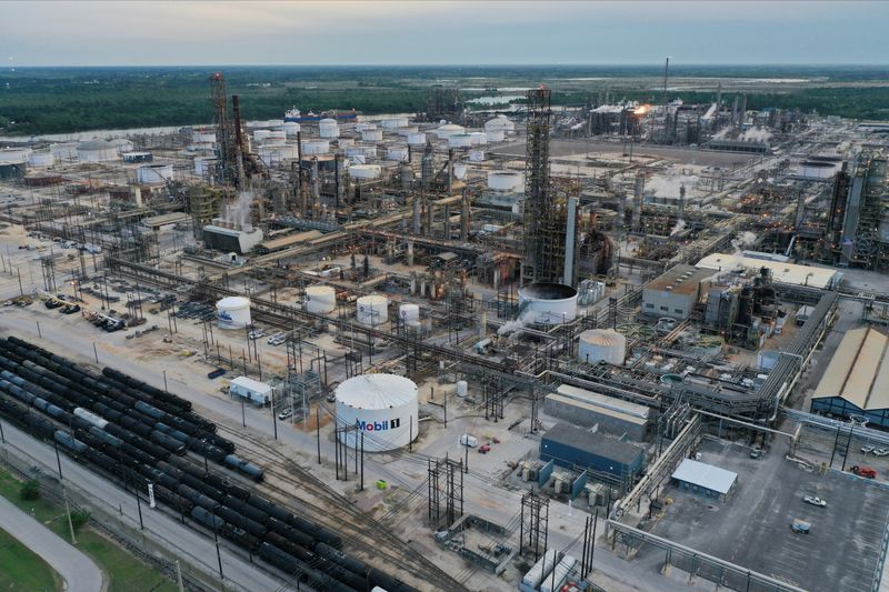 &copy; Reuters. FILE PHOTO: An aerial view of Exxon Mobil’s Beaumont oil refinery, which produces and packages Mobil 1 synthetic motor oil, in Beaumont, Texas, U.S., March 18, 2023. REUTERS/Bing Guan