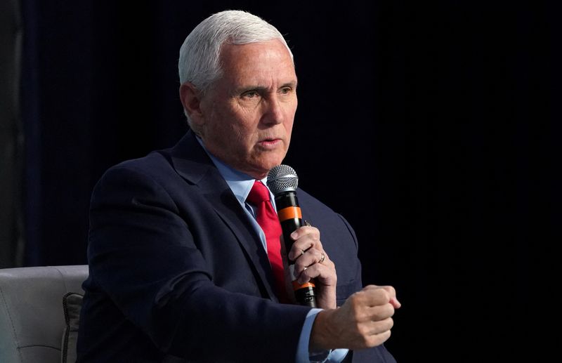 &copy; Reuters. FILE PHOTO: Former U.S. Vice President Mike Pence addresses the National Review Institute's 2023 Ideas Summit in Washington, U.S., March 31, 2023. REUTERS/Kevin Lamarque