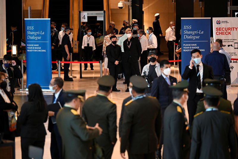 © Reuters. FILE PHOTO: Security checkpoints are seen at the venue of the 19th Shangri-La Dialogue in Singapore June 10, 2022. REUTERS/Caroline Chia