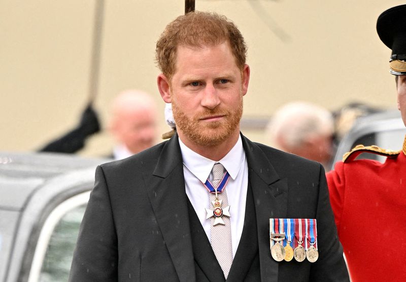 &copy; Reuters. FILE PHOTO: Prince Harry arrives for the coronation of King Charles at Westminster Abbey, London, Britain, May 6, 2023.    Andy Stenning/Pool via REUTERS