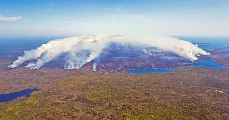 &copy; Reuters. Aerial view of the wildfire in Shelburne County, Nova Scotia, Canada in this social media handout image released May 31, 2023. Nova Scotia Government/Handout via REUTERS 