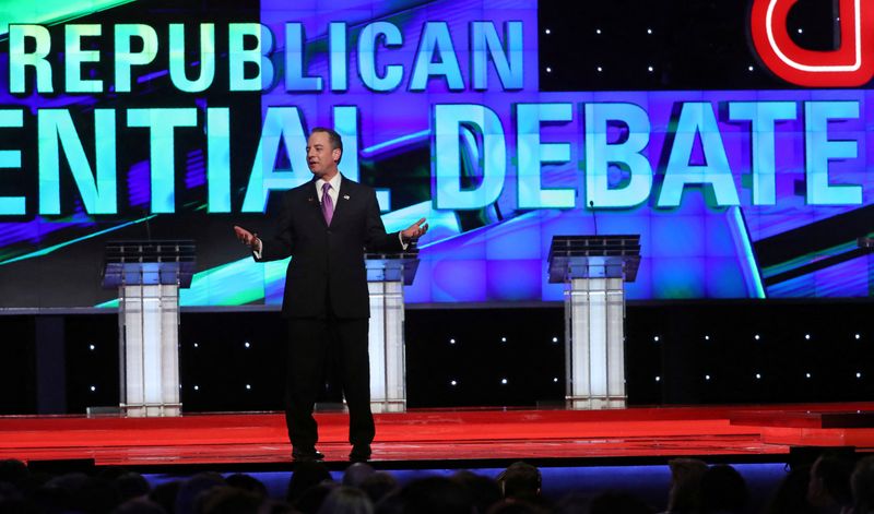 &copy; Reuters. FILE PHOTO: Republican National Committee Chairman Reince Priebus speaks to the audience before the start of the Republican U.S. presidential candidates debate sponsored by CNN at the University of Miami in Miami, Florida, March 10, 2016. REUTERS/Carlo Al