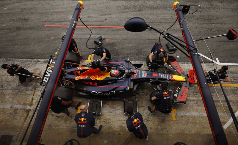 &copy; Reuters. Max Verstappen, da Red Bull, durante treino classificatório para GP da Espanha de F1
03/06/2023
REUTERS/Albert Gea