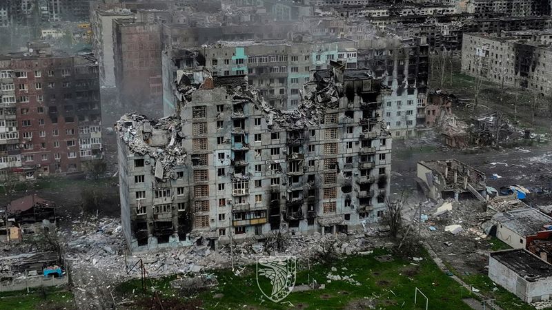 &copy; Reuters. منظر جوي يظهر الدمار في مدينة باخموت في منطقة دونيتسك بأوكرانيا يوم 21 مايو أيار 2023. صورة لرويترز من القوات المسلحة الأوكرانية. يحظر طمس الشع