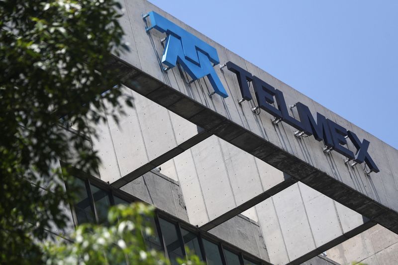 &copy; Reuters. The Telmex logo is seen on its headquarters, as the company's union went on strike after failing to come to an agreement with the company over a new collective labour agreement, in Mexico City, Mexico, July 21, 2022. REUTERS/Edgard Garrido/File Photo