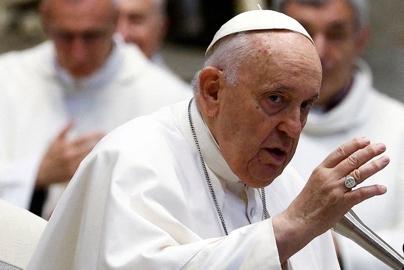 &copy; Reuters. Papa Francisco se reúne com peregrinos na Basílica de São Pedro, no Vaticano
03/06/2023 REUTERS/Guglielmo Mangiapane