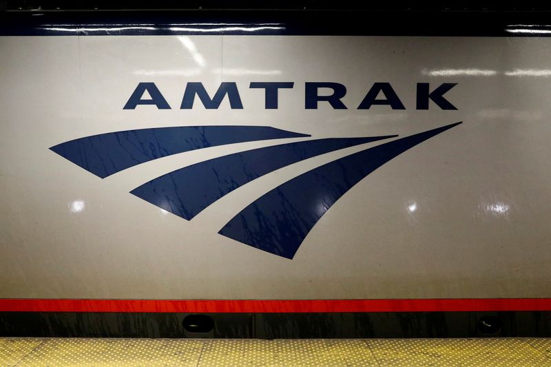 &copy; Reuters. FILE PHOTO: An Amtrak train is parked at the platform inside New York's Penn Station, the nation's busiest train hub, which will be closing tracks for repairs causing massive disruptions to commuters in New York City, July 7, 2017. REUTERS/Brendan McDermi