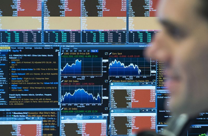 &copy; Reuters. Un trader à Bruxelles. /Photo prise le 25 août 2015 à Bruxelles, en Belgique/REUTERS/Yves Herman