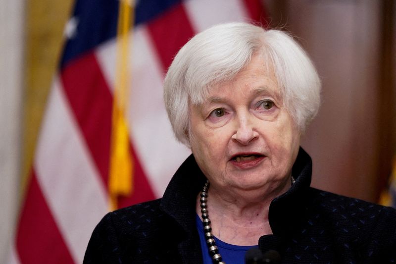 &copy; Reuters. Conférence de presse de Janet Yellen, secrétaire d'État au Trésor américain, à Washington. /Photo prise le 11 avril/REUTERS/Elizabeth Frantz